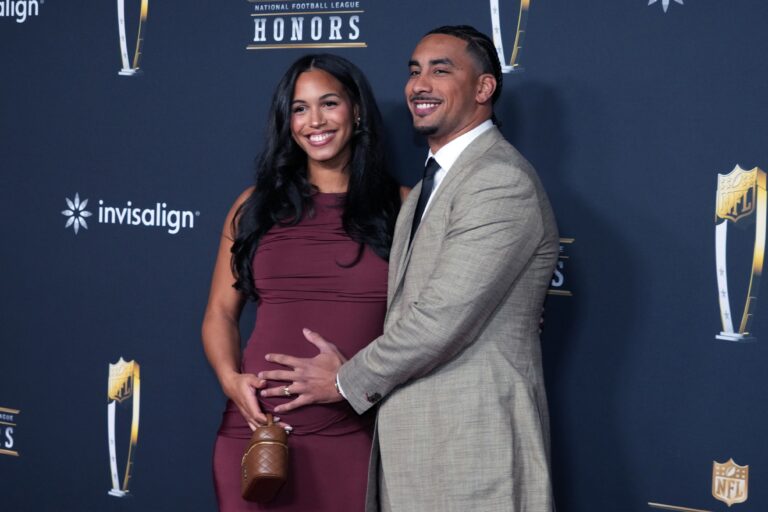 Green Bay Packers, Jordan Love, Ronika Stone
