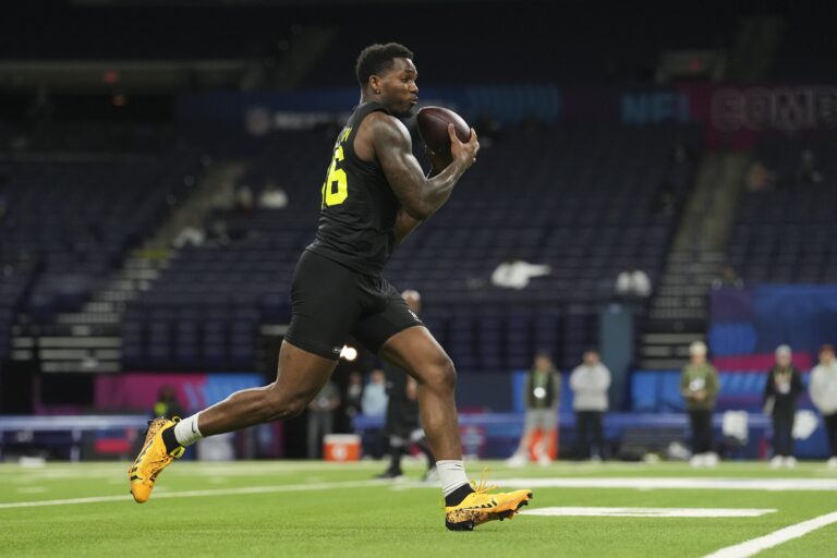 Green Bay Packers, Dani Dennis-Sutton, NFL